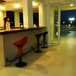 Ado 3*